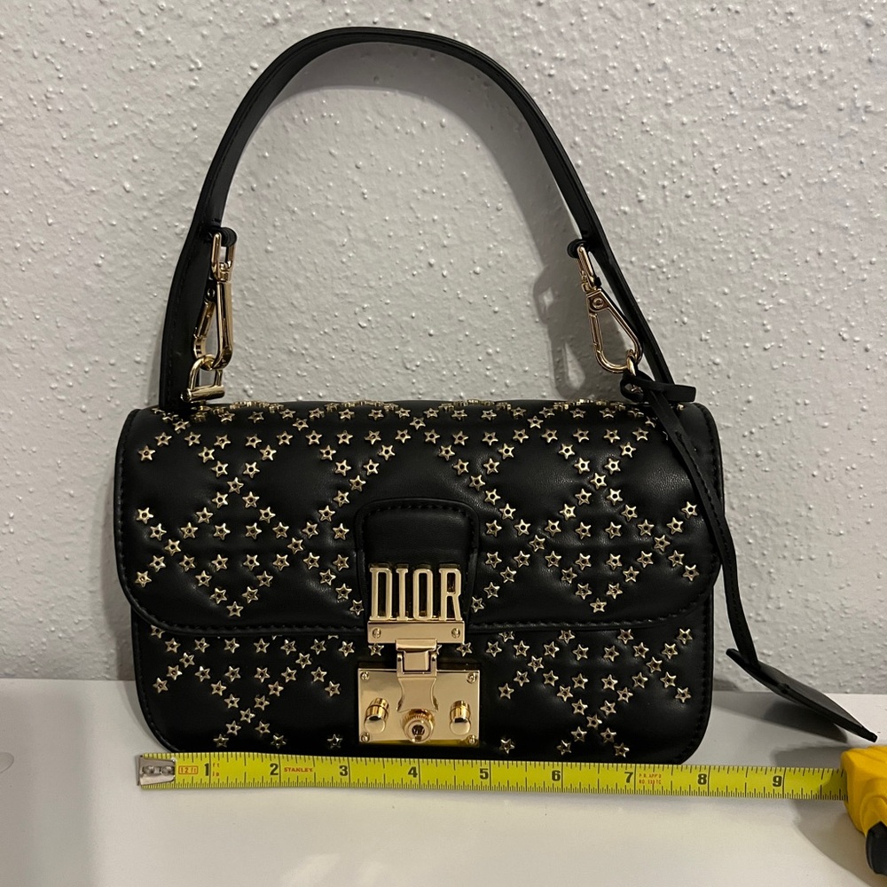 Pre-Owned Dior Black and Gold Women's Bag